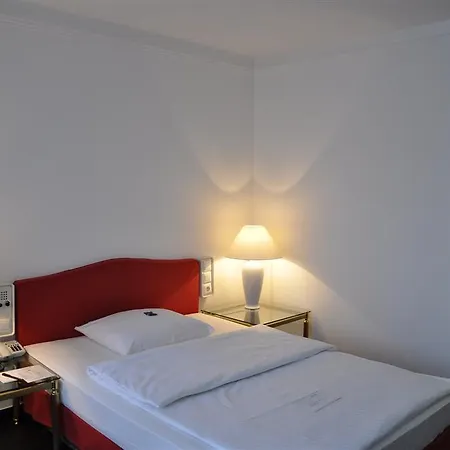 Relexa Waldhotel Schatten 4* Stuttgart