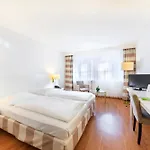 Relexa Schatten 4* Штутгарт